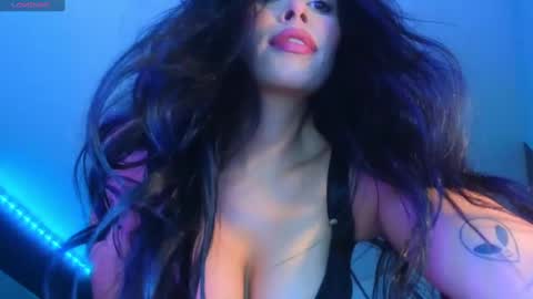 Snapshot of hecate_gh chatting on December 17, 11:16 pm Hecate  online show from December 17, 11:16 pm