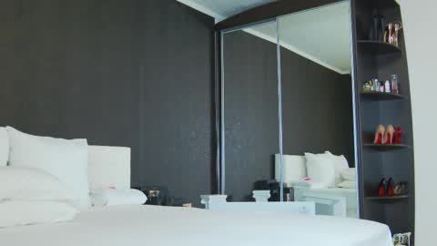 Helen online show from February 24, 1:22 am