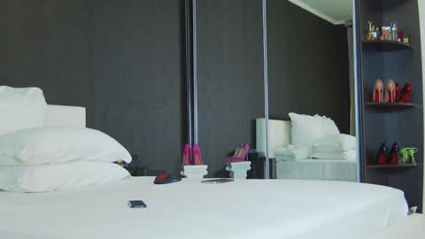 Helen online show from December 25, 2:25 am