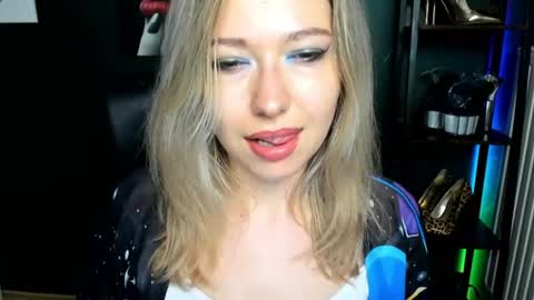 Heidi online show from June 30, 10:15 am