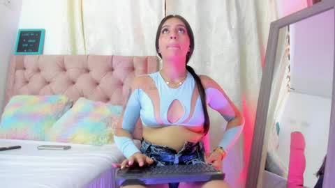 heidy online show from May 29, 9:57 pm