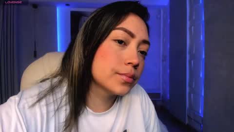 Snapshot of heidy_jhons chatting on October 2, 3:11 am Heidy online show from October 2, 3:11 am