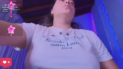 Snapshot of heidy_jhons chatting on September 25, 3:38 am Heidy online show from September 25, 3:38 am