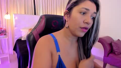              online show from December 31, 4:04 pm