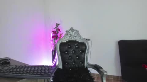 Hela   Independent model online show from February 1, 1:44 am