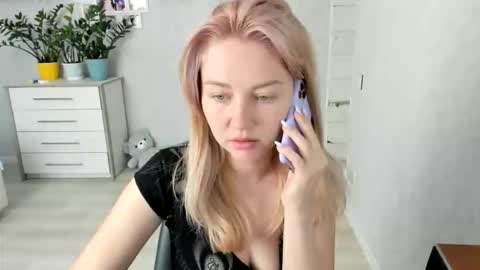 Helen sven online show from September 13, 8:55 am