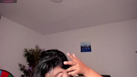 Snapshot of helen_miller chatting on September 17, 8:12 am helen_miller online show from September 17, 8:12 am