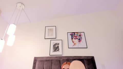 Snapshot of helen_mooree chatting on January 21, 1:22 pm Helen  online show from January 21, 1:22 pm