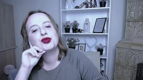 Helen online show from October 15, 7:22 am