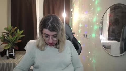 helenenigma online show from January 26, 5:23 am