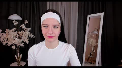 Helen online show from February 2, 3:21 am