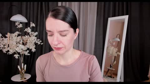 Helen online show from February 3, 3:31 am