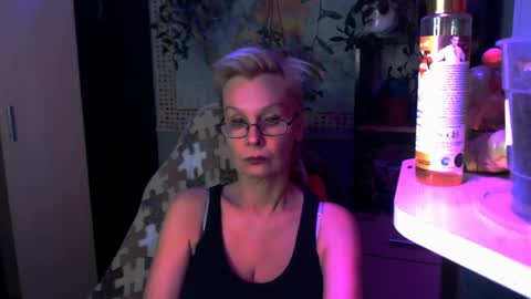 Helga online show from April 14, 11:49 pm