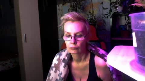 Helga online show from April 5, 10:09 pm