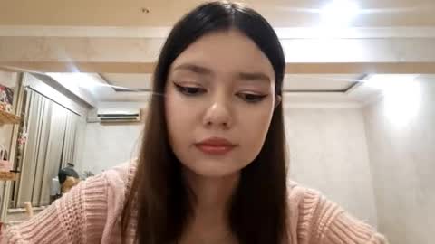 Snapshot of helgakraszewski chatting on October 26, 6:58 pm Alice online show from October 26, 6:58 pm