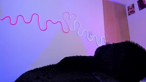 helldy_666 online show from March 5, 6:42 am