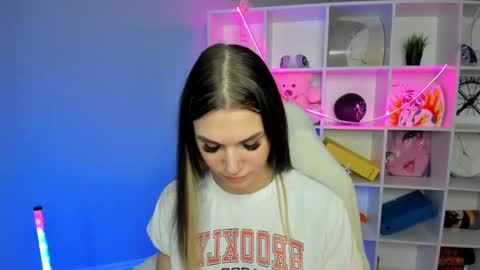 GTM3Mon Wed Thu Fri Sun 0400 am-1030pm online show from December 23, 1:08 am