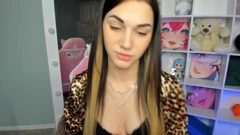 GTM3Mon Wed Thu Fri Sun 0400 am-1030pm online show from December 4, 1:03 am