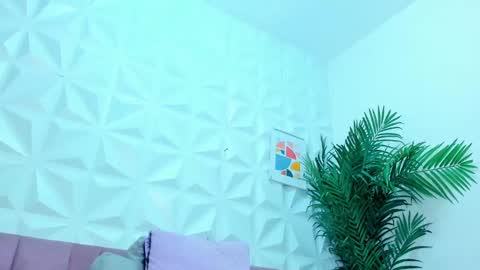 hellen     online show from January 18, 7:04 pm