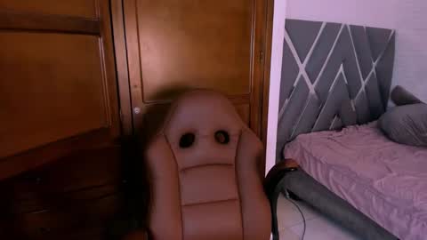 Juliet online show from October 5, 8:47 pm