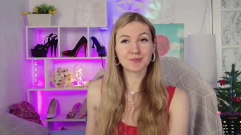Alisia  Monday to Friday from 10 am to 4 pm GMT 2 online show from January 3, 8:32 am
