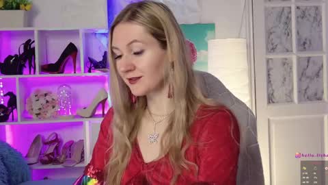 Alisia  Monday to Friday from 10 am to 4 pm GMT 2 online show from January 14, 8:09 am
