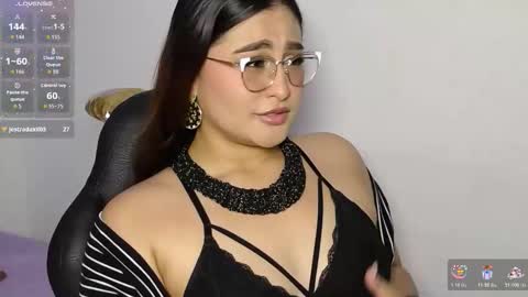 Snapshot of heluejamil chatting on October 20, 7:50 pm Zahira online show from October 20, 7:50 pm