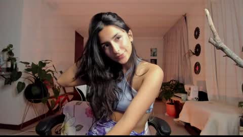 Hello I am Valentina independent Colombian model I love sensuality and pleasure welcome online show from January 18, 2:25 am