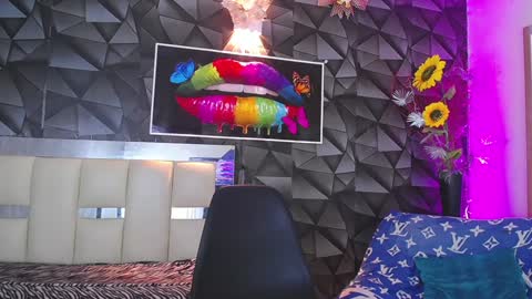 Snapshot of hera_divine chatting on January 5, 7:49 pm HERA online show from January 5, 7:49 pm