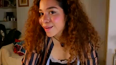hercyqueen online show from June 22, 1:10 am
