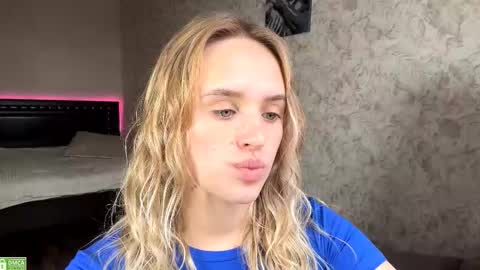 Sylvia online show from November 1, 8:51 am