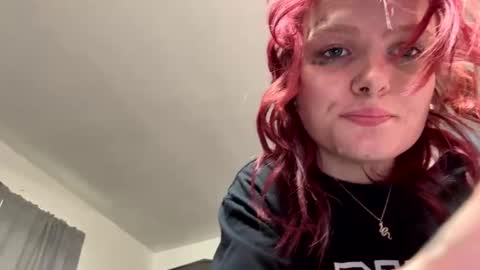 hernhim696968 online show from October 31, 7:18 pm