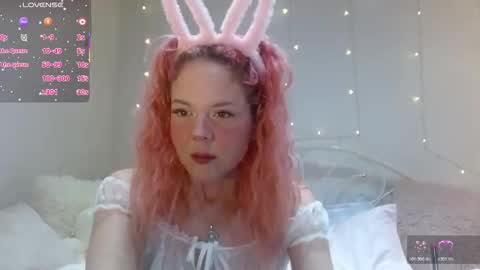 hexbunnie online show from March 21, 2:05 am
