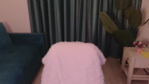 Audrey online show from February 27, 2:54 pm