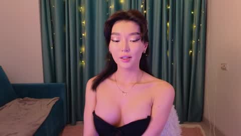 Audrey online show from January 13, 2:42 pm