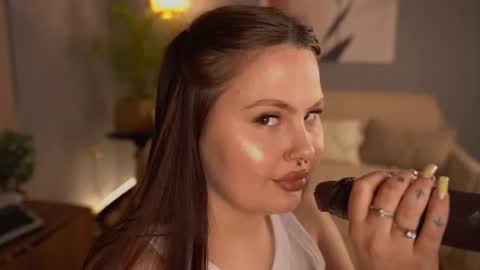 hey_lexi online show from August 5, 8:20 am