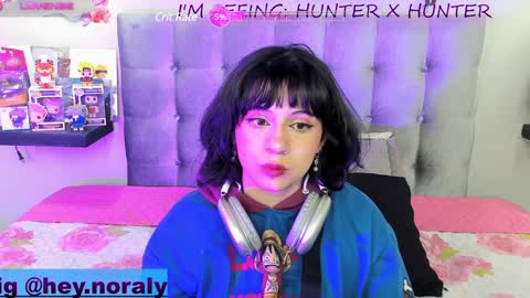 Snapshot of hey_noraly chatting on January 3, 1:47 pm Noraly online show from January 3, 1:47 pm