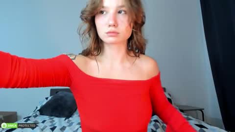 Snapshot of hey_tyankaaaa chatting on September 9, 10:53 pm Bella 3 online show from September 9, 10:53 pm