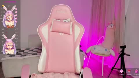 Snapshot of heybambino_ chatting on October 13, 4:04 am Bambi.....Help me get 100 likes in the satisfaction bar. online show from October 13, 4:04 am