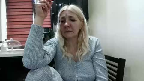 Heyheygrey online show from February 12, 7:43 am