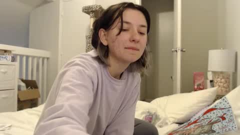 Snapshot of heyitspiper chatting on February 18, 3:10 pm Piper online show from February 18, 3:10 pm