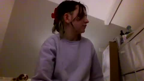 Snapshot of heyitspiper chatting on February 27, 11:26 pm Piper online show from February 27, 11:26 pm