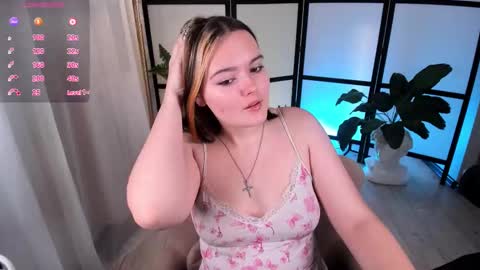 Snapshot of heymarybaby chatting on October 10, 11:04 am Amazing Mary online show from October 10, 11:04 am