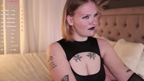 heynoirsam online show from March 25, 6:49 am