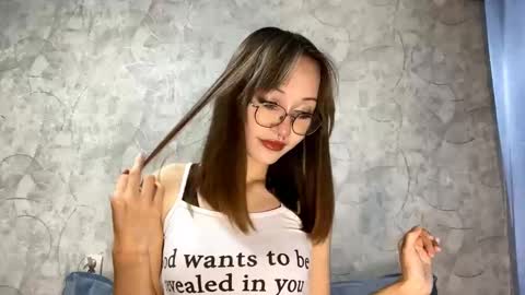 Im Alice since birth  online show from October 24, 12:34 pm