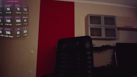 Snapshot of hi_bye_ chatting on October 21, 7:45 am Lina online show from October 21, 7:45 am