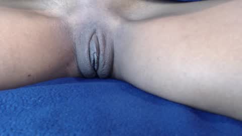 Hiddengem69691 online show from December 10, 1:33 pm