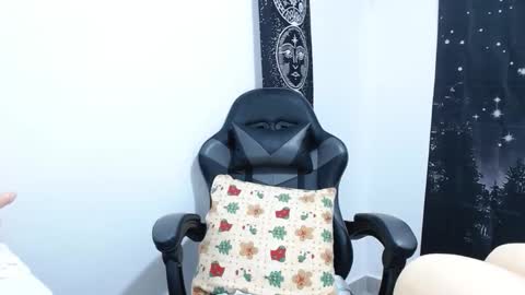 hikaryfire online show from November 3, 7:51 pm