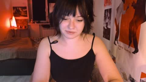 hikksidy online show from February 5, 8:04 pm