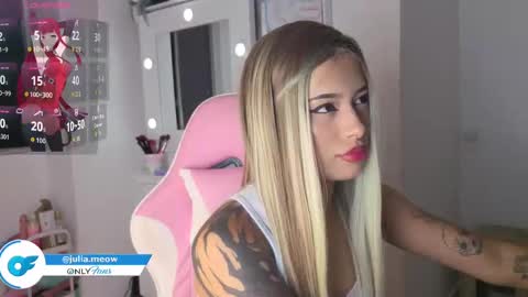 hillsdandarkie_44 online show from September 11, 2:34 am